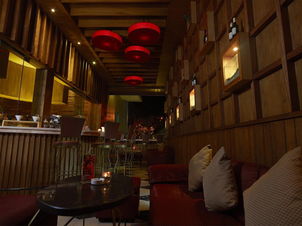 Sahati Hotel Jakarta Exterior foto