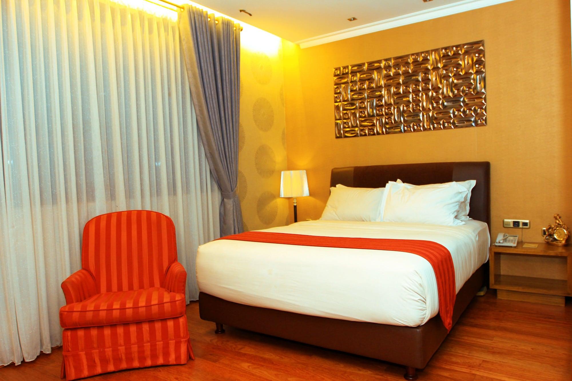Sahati Hotel Jakarta Exterior foto