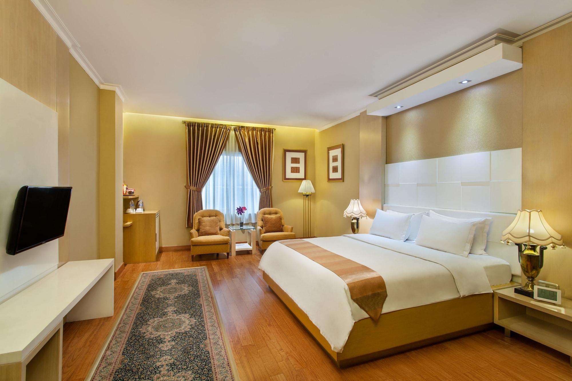 Sahati Hotel Jakarta Exterior foto